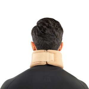 گردنبند طبی اسفنجی قوس دار